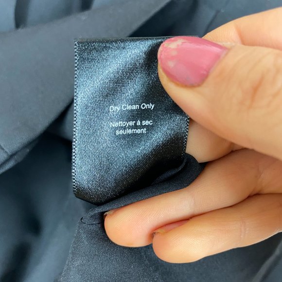 Aritzia Babaton Stretch Wool Blazer - Size 6 - Black, Wool Blend, Two Button - Picture 7 of 7